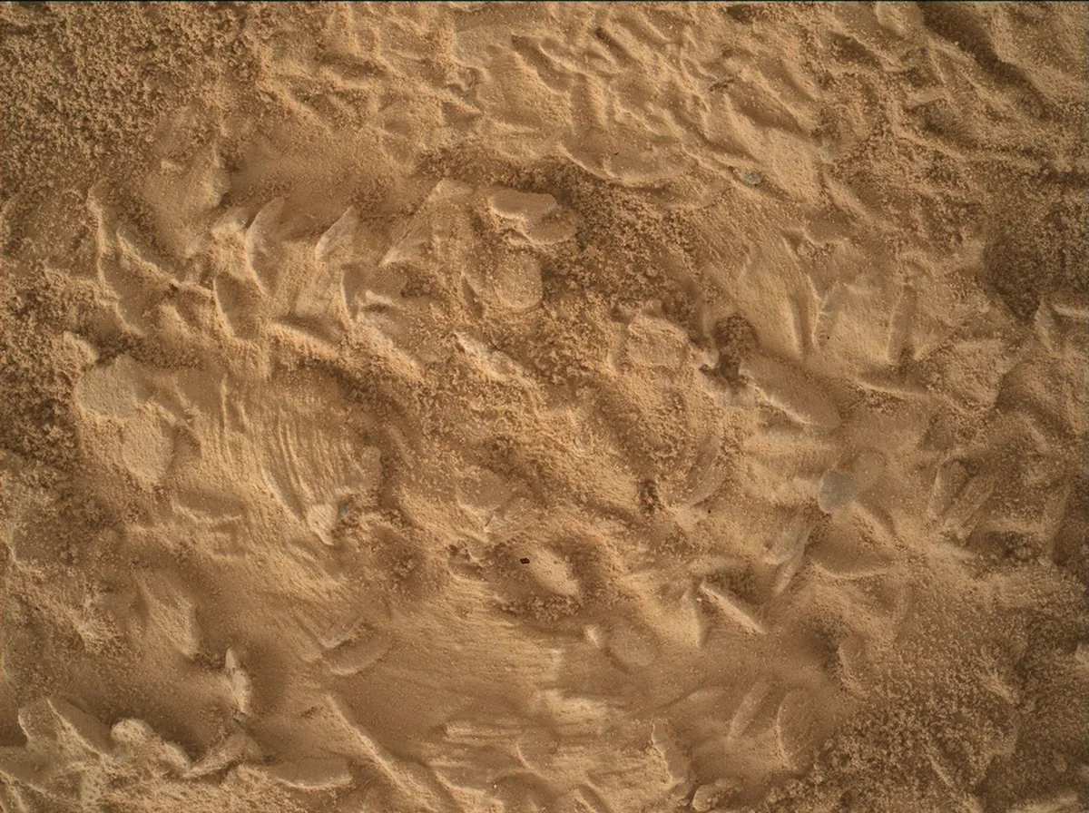 Curiosity Gezgini Mars'taki Nazca Hedefinde Delme Çalışmasına Hazırlanıyor