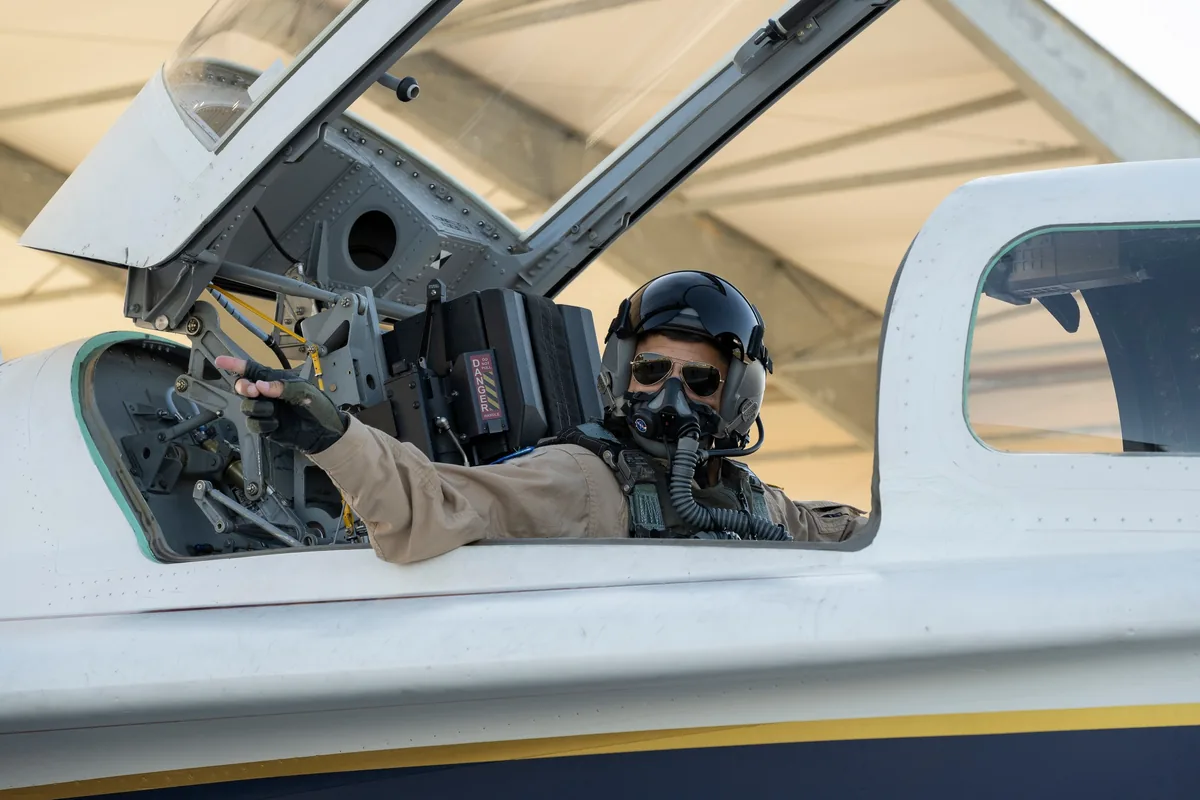 NASA’s Mike Lippert Takes Controls of X-59 for First Time