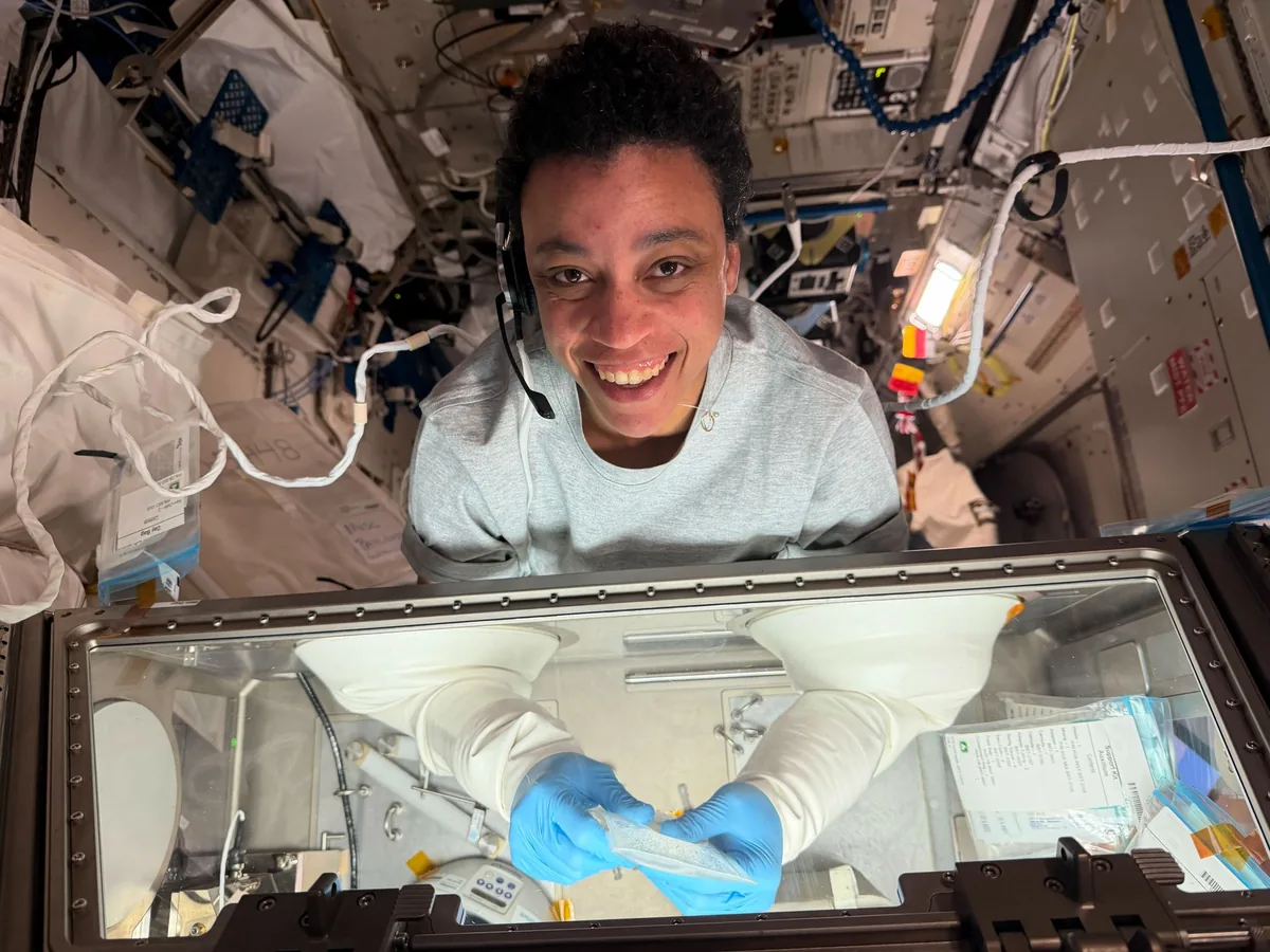 Astronot Jessica Watkins Uzay İstasyonunda Üç Boyutlu Biyo-Basım Deneyleri Yürütüyor